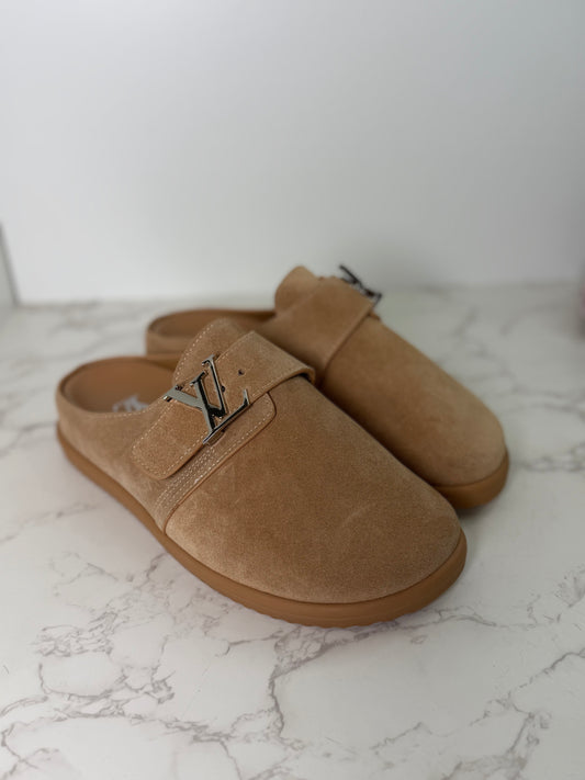 Lv mule (Copy)