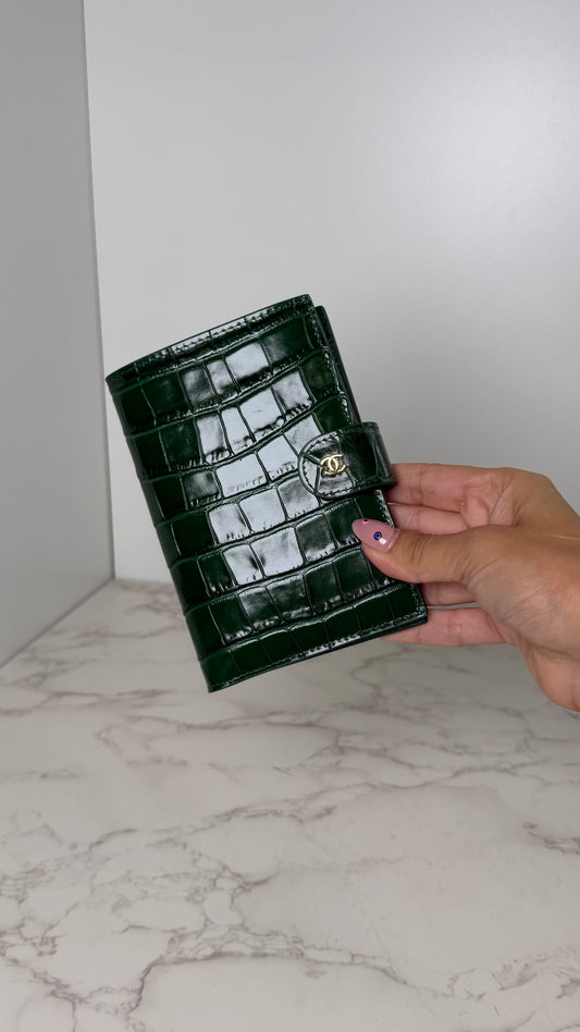 CC Croc Passport