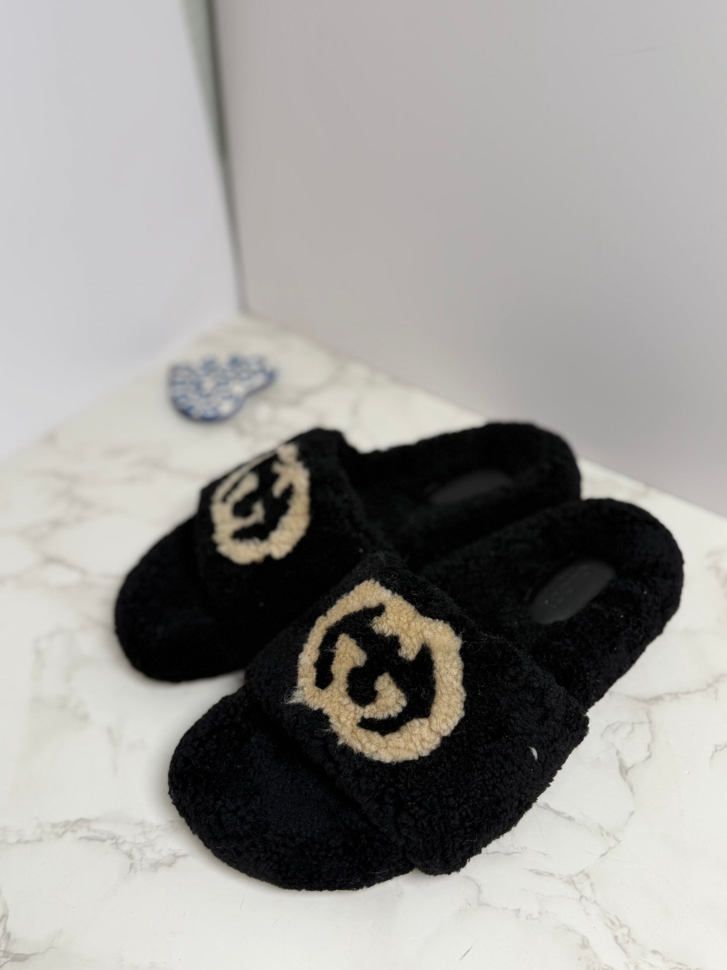 Gg slipper