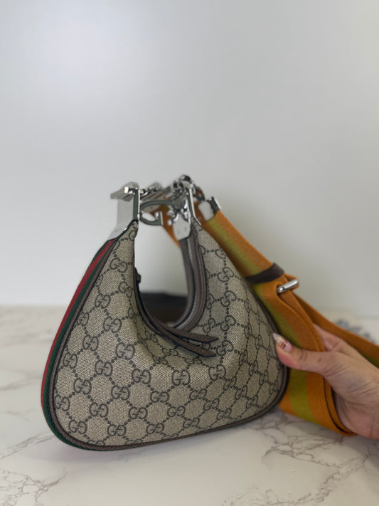 Gg dumpling crossbody