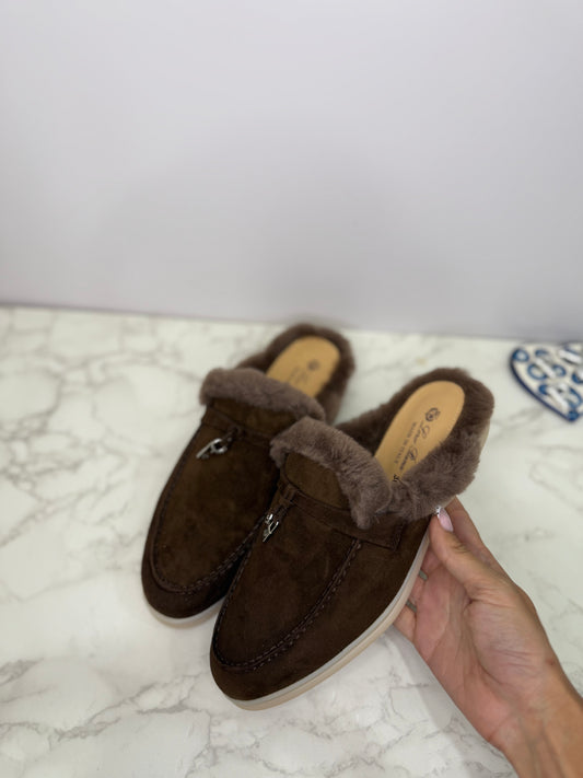 Lp fur mules