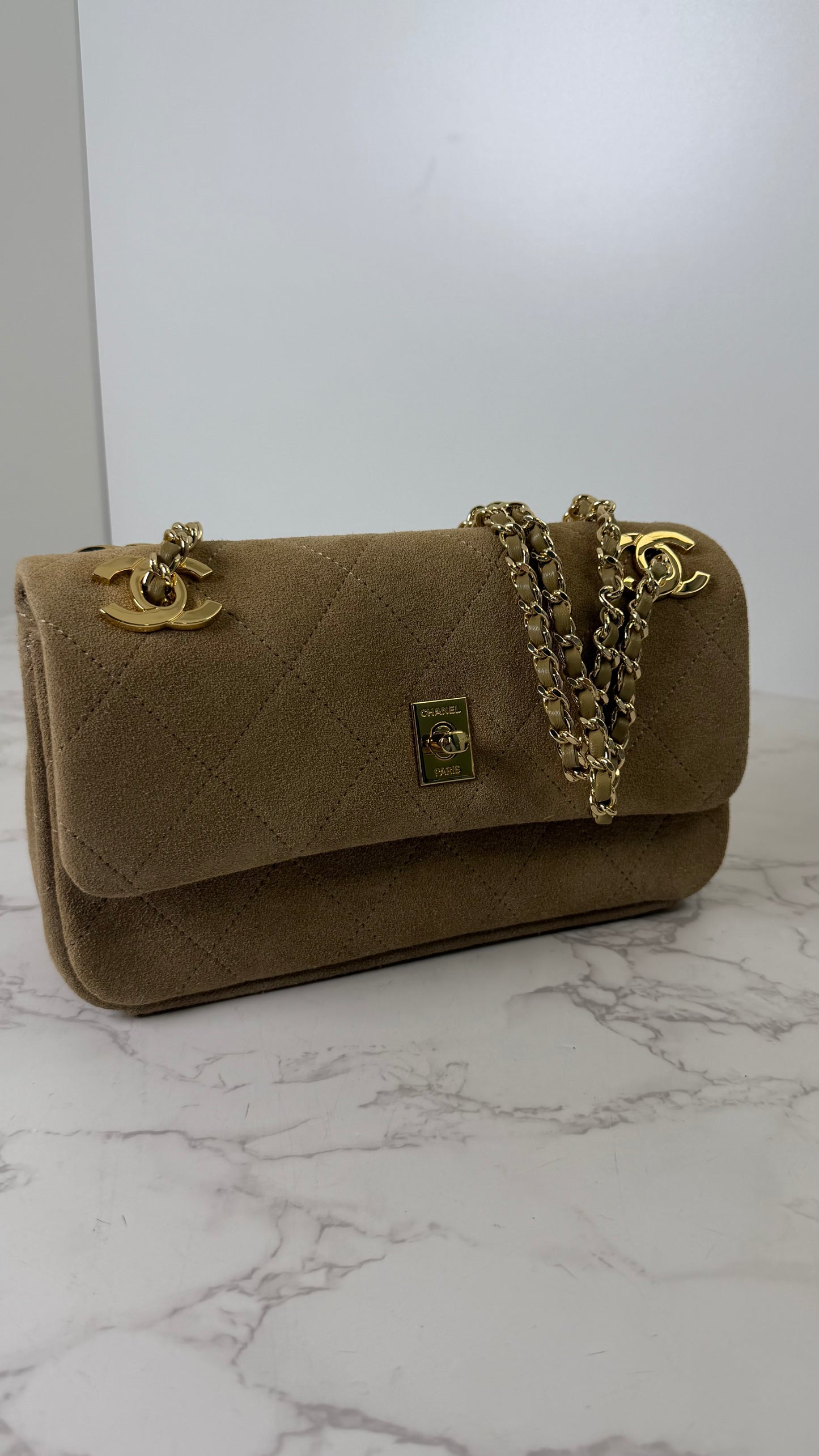 CC SUEDE FLAP