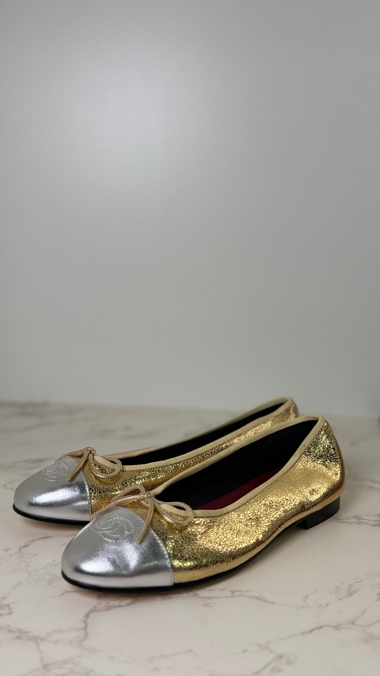 Cc metallic ballet flat