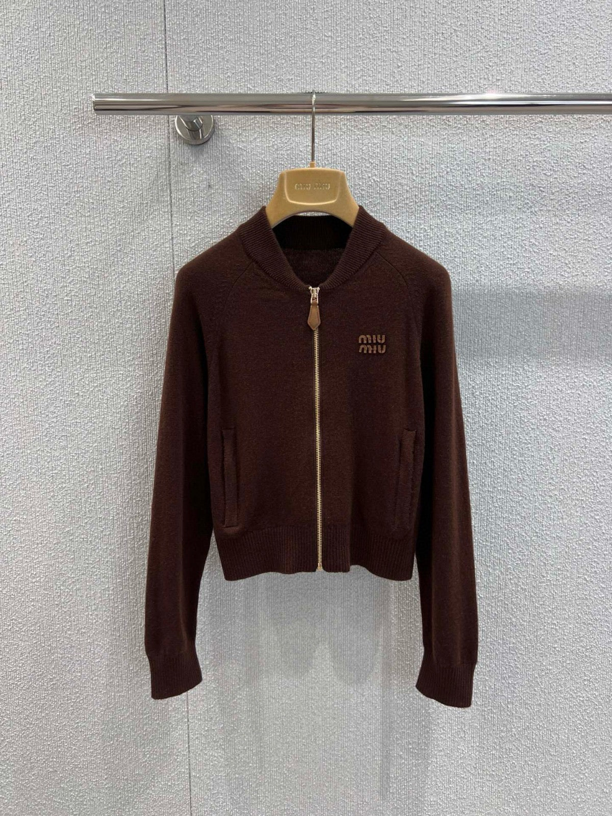Mm zip up