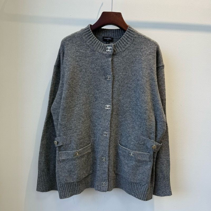 Cc lock sweater