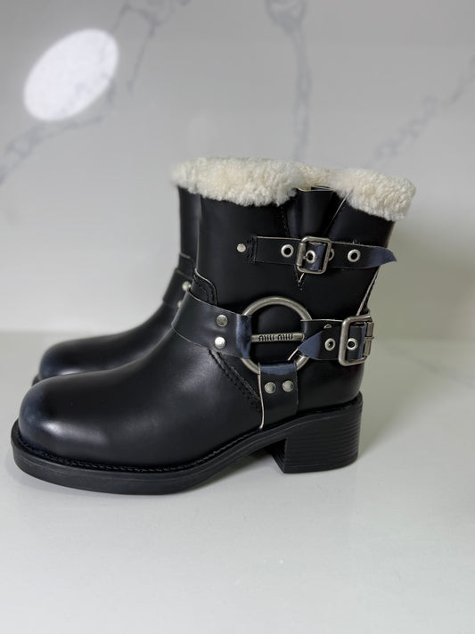 Mm Sherpa leather boots