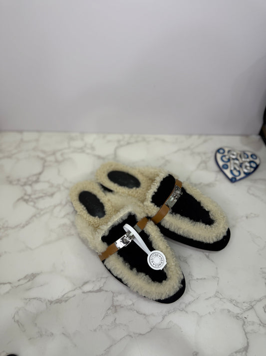 Sherpa mules