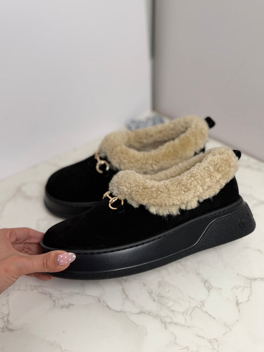 Gg fuzzy shoe