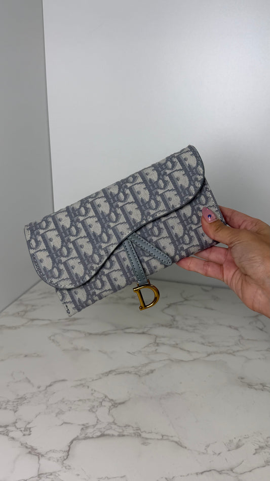Cd saddle wallet woc