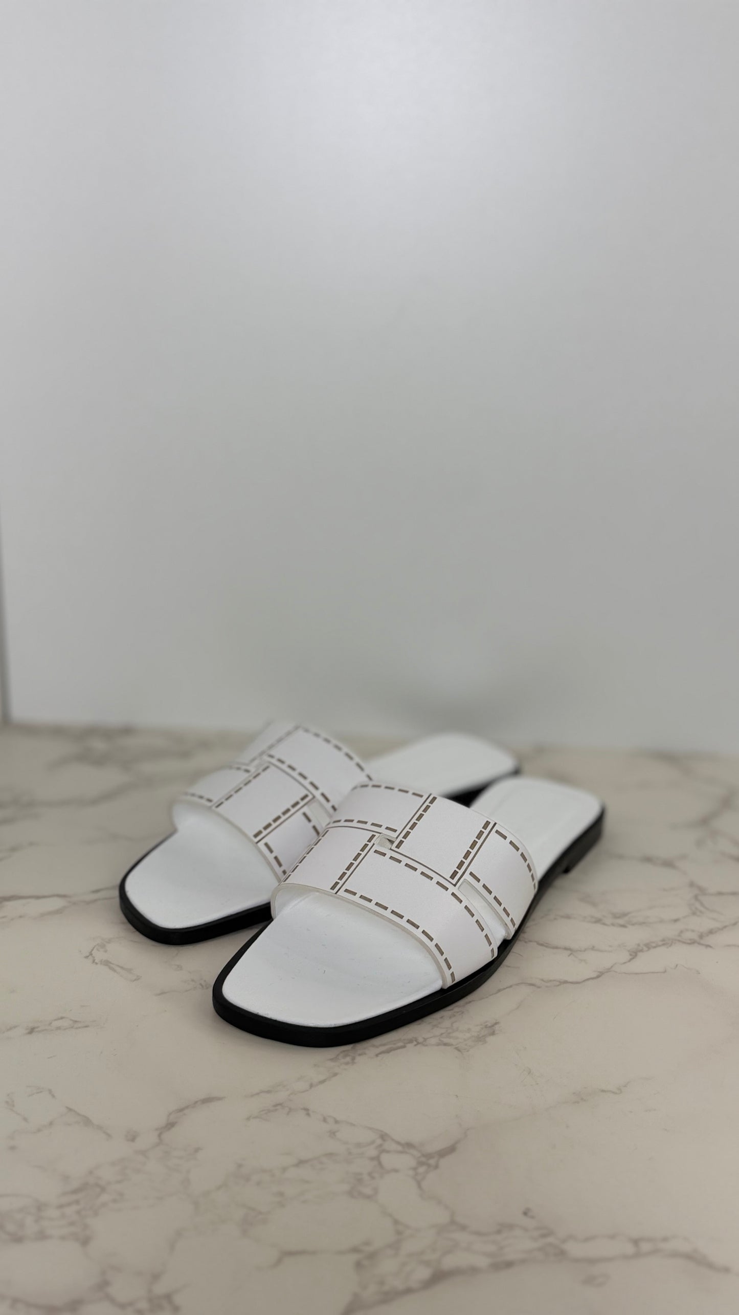 H sandal