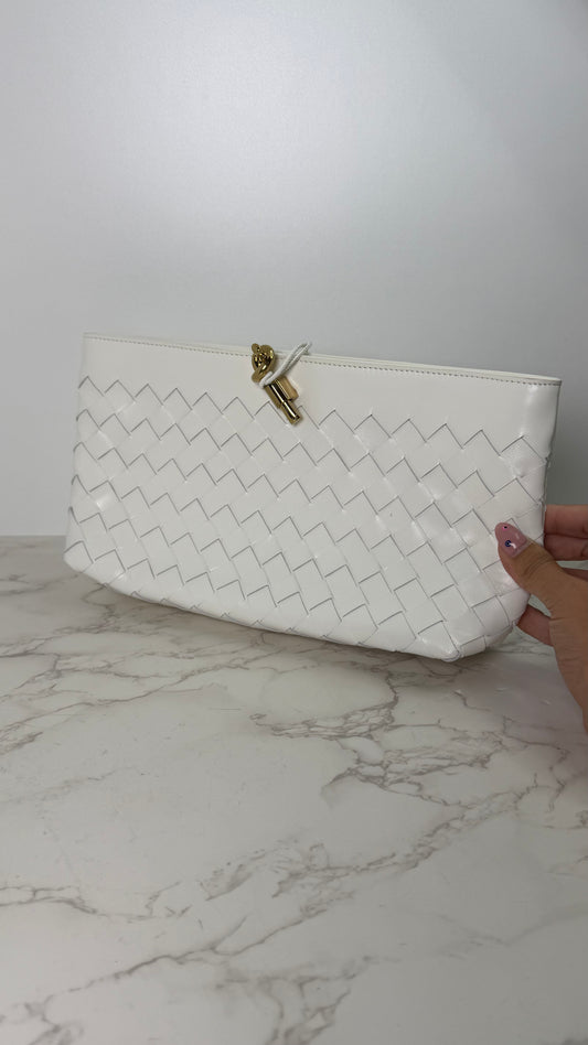 Bv pouch (Copy)