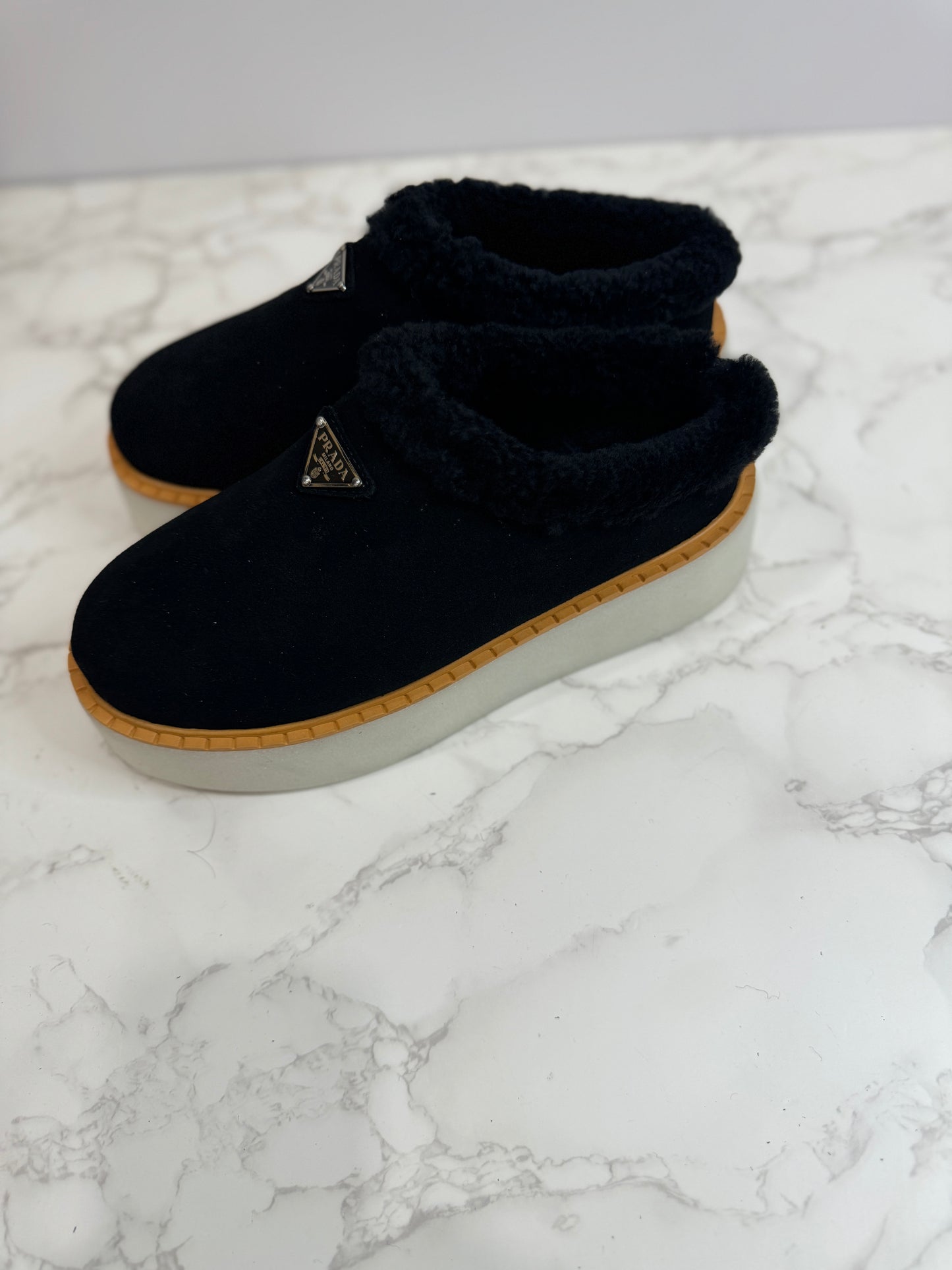 Fur Pradas