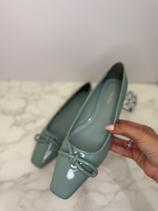 Patent jelly ballet flat