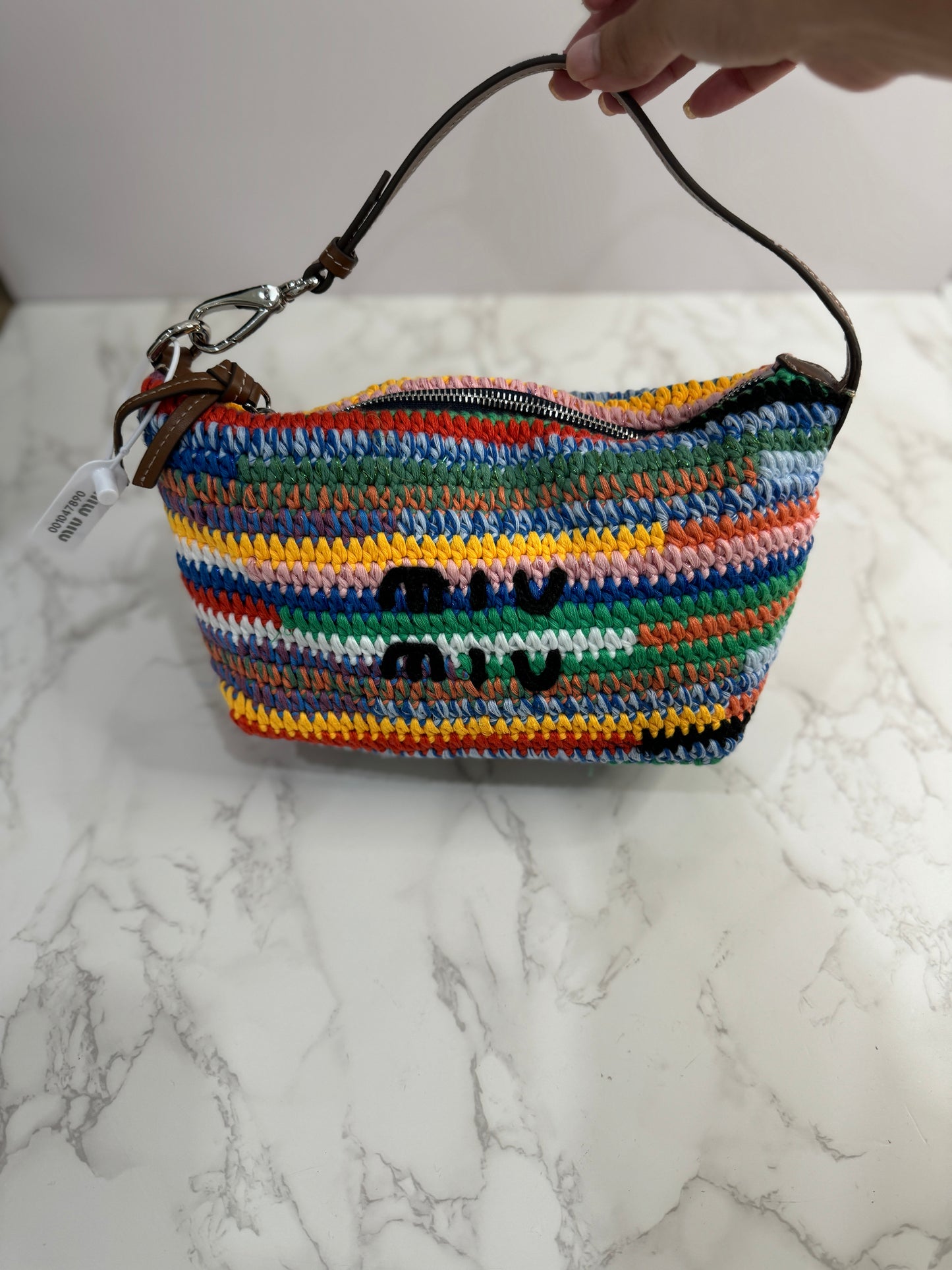 Rainbow knit shoulder bag