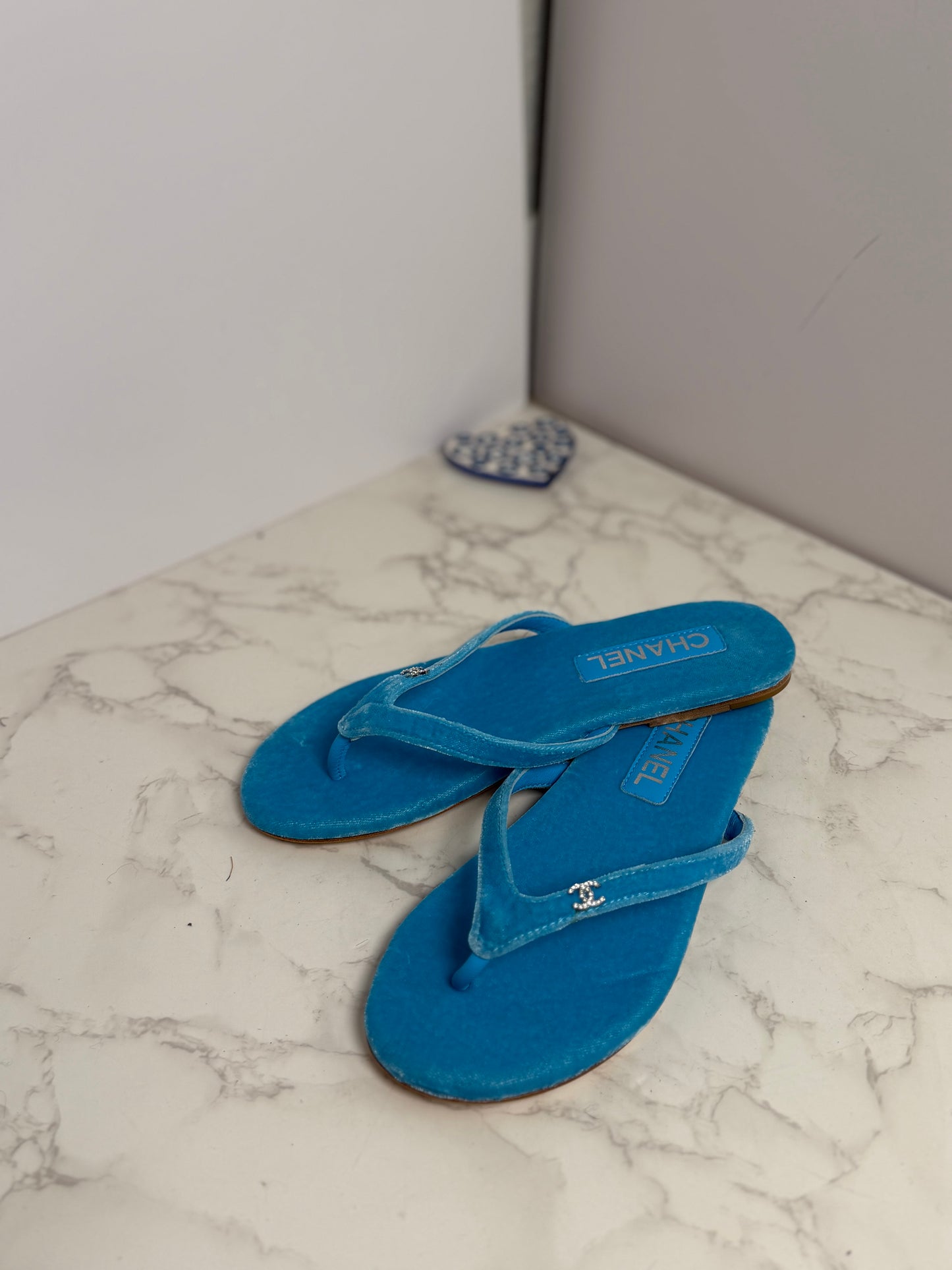 Cc flip flops