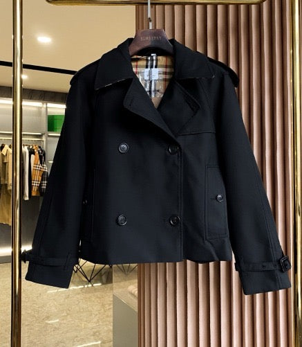 Burberry cropped trench