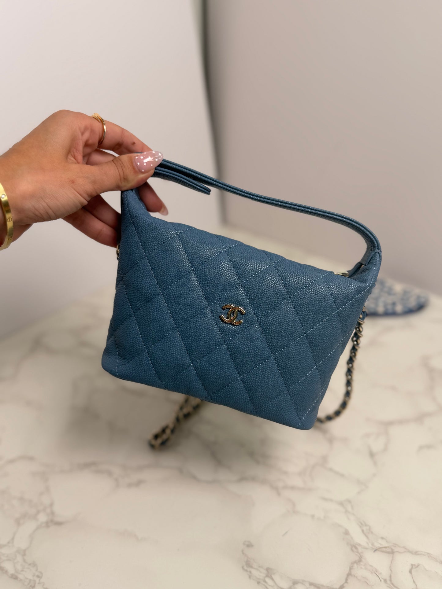 Cc pouch