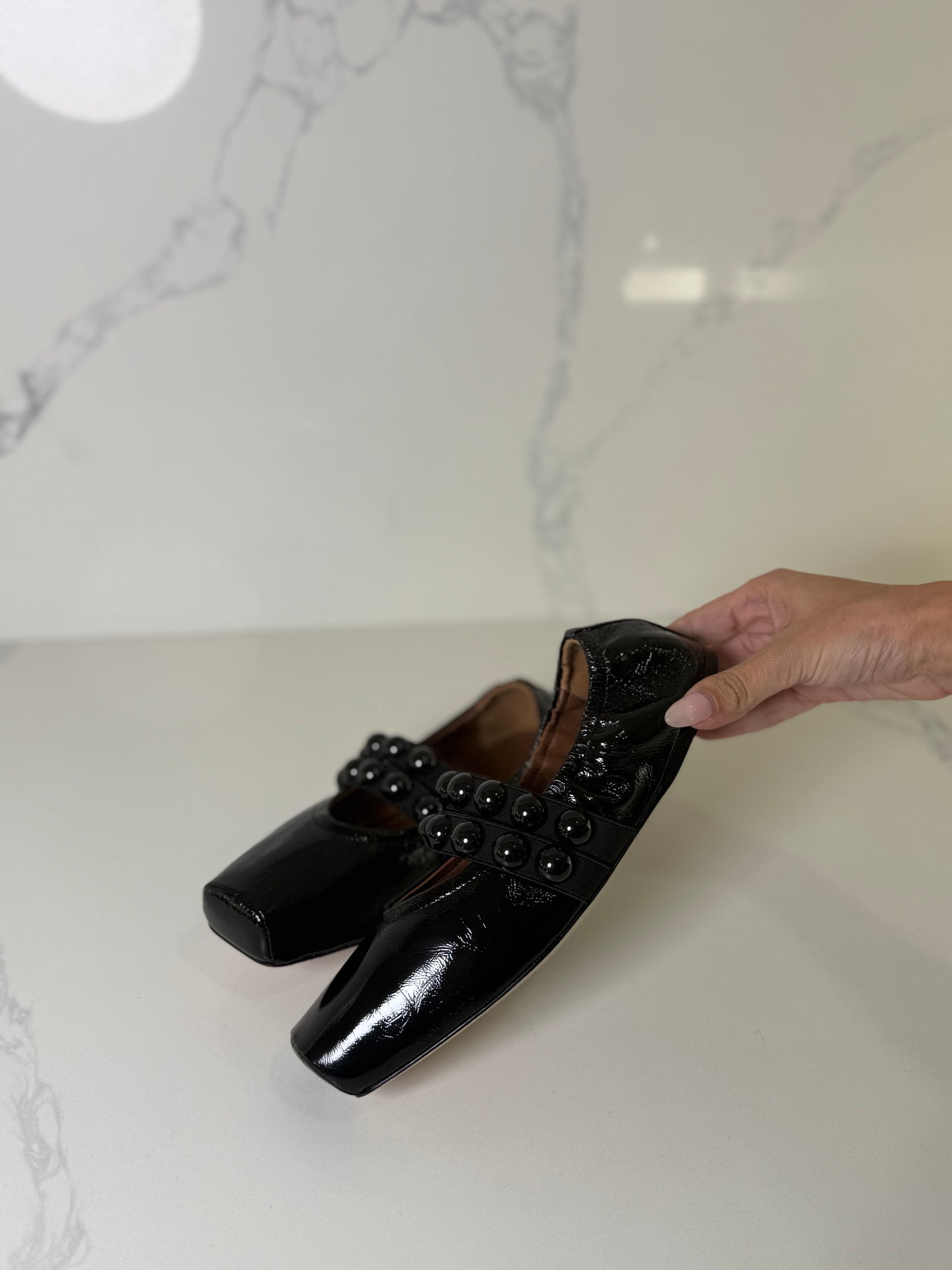 Alaia flats