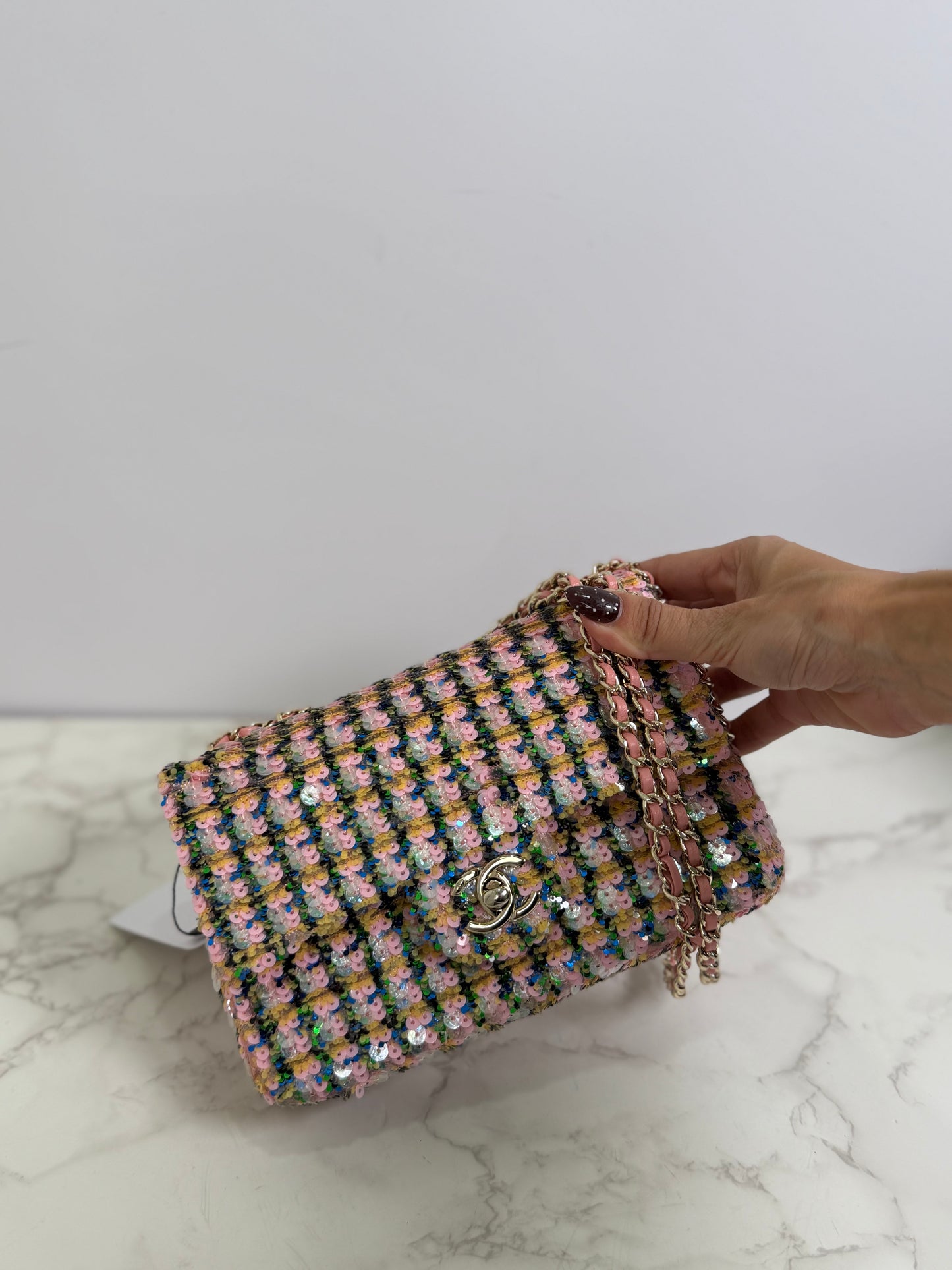 Sequin cc flap