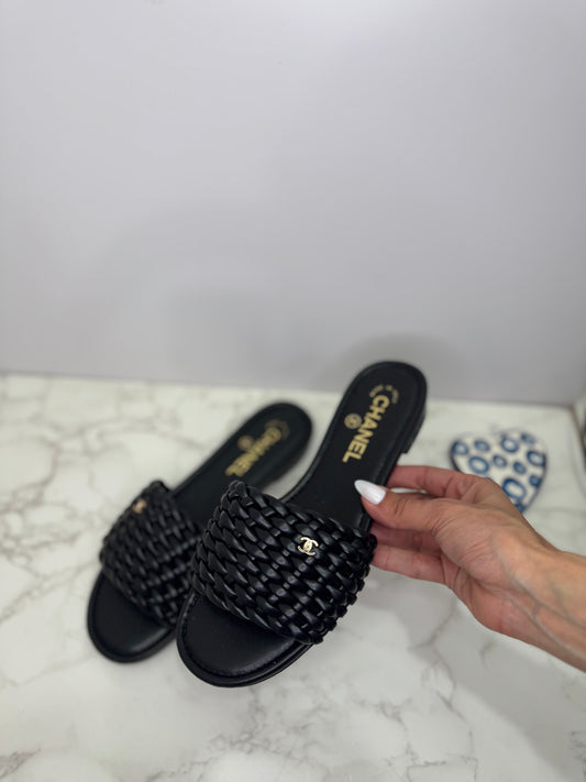 Rubber slide cc