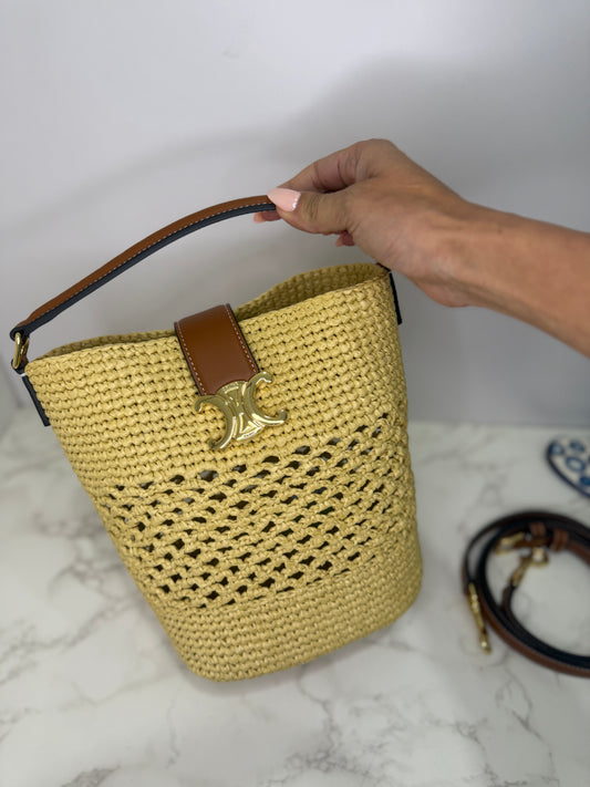Raffia bucket