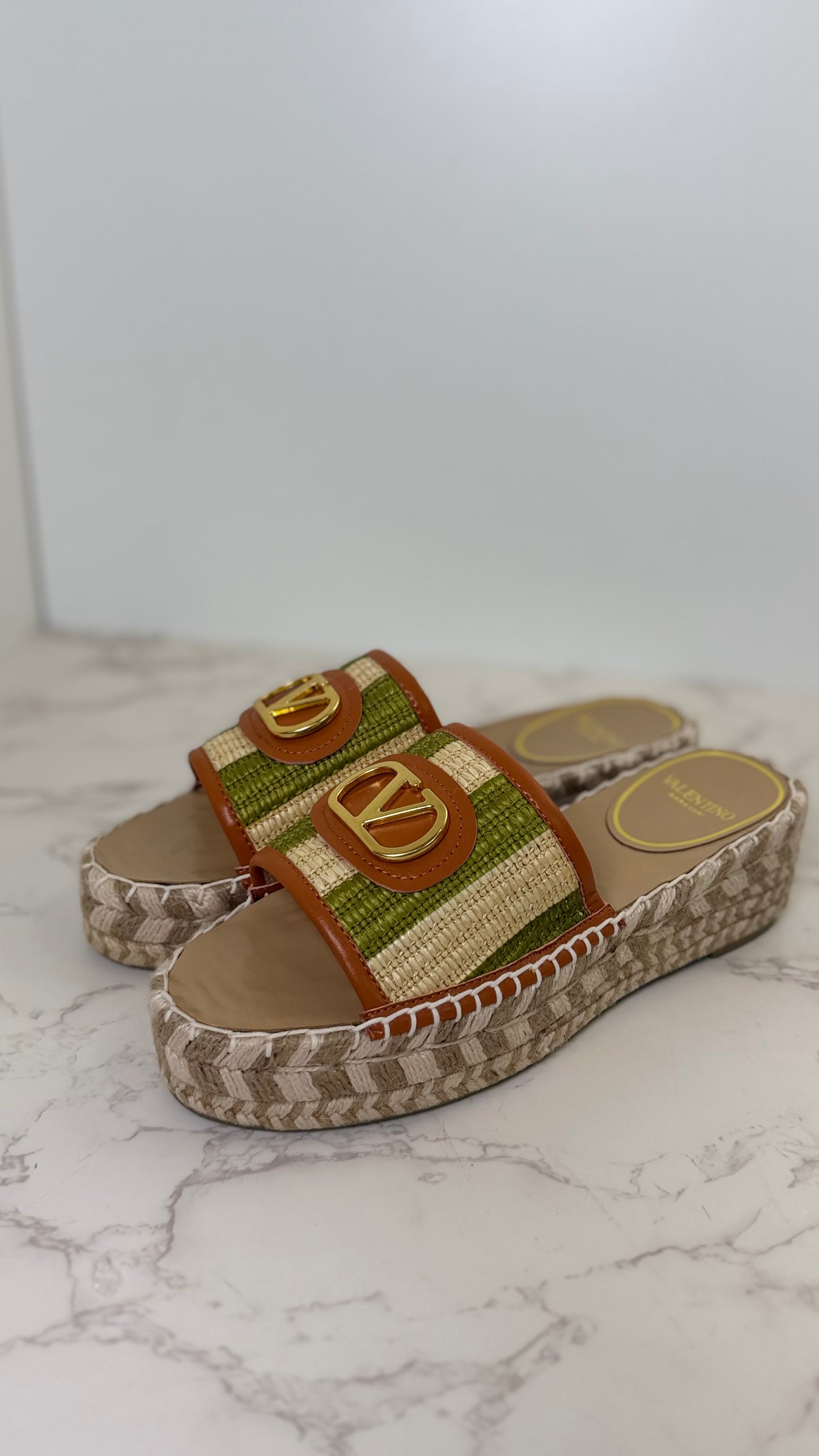 Val platform raffia sandals