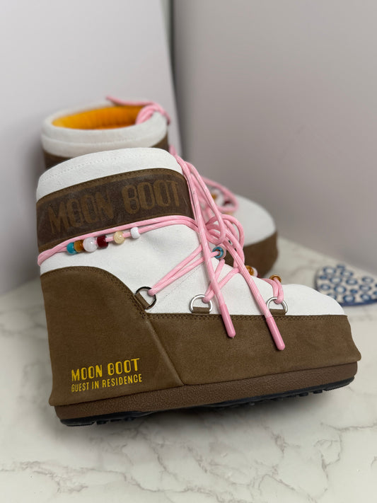 Beaded moon boot