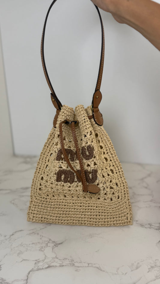 MM Raffia Bucket