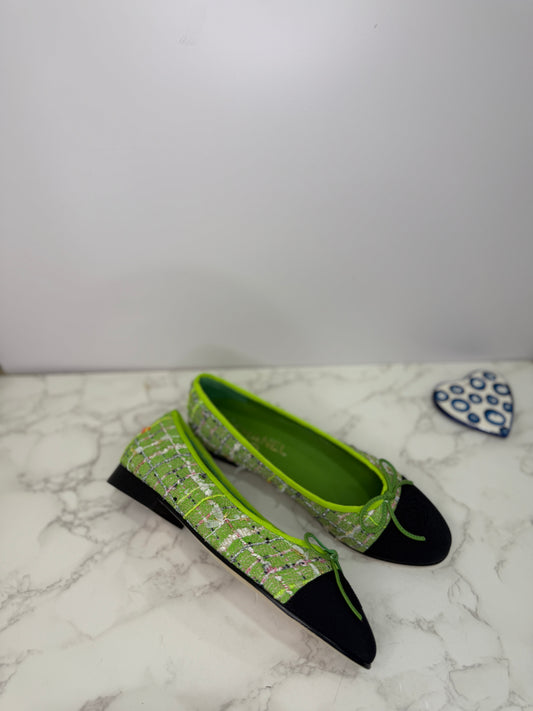 Ballet flats
