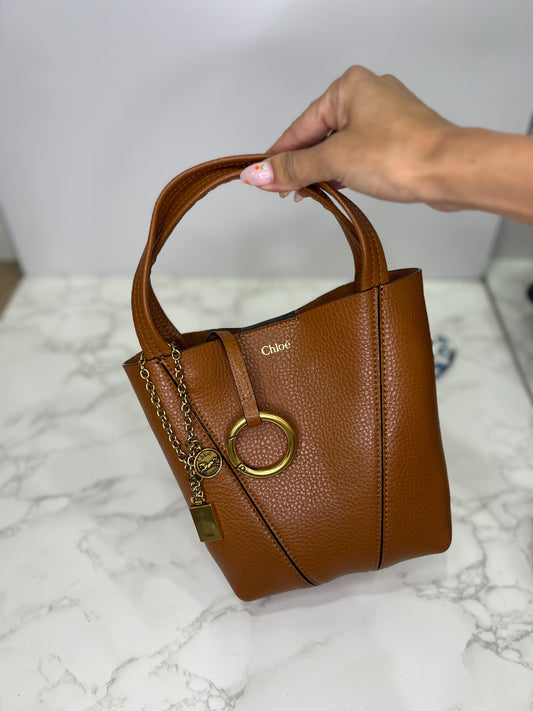 Chloe spin tote