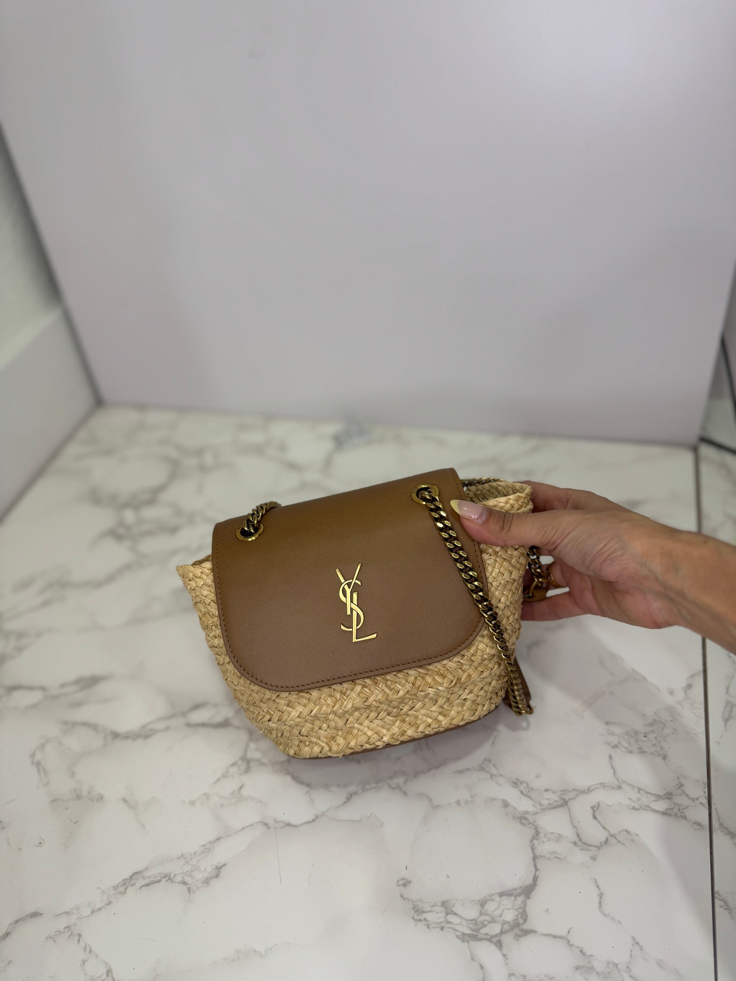 Mini raffia fold over