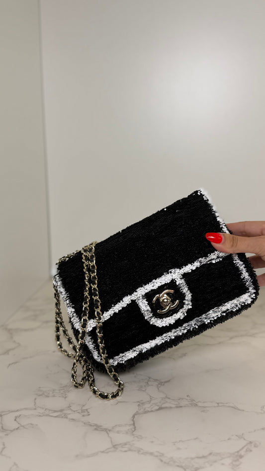 CC Sequin Flap