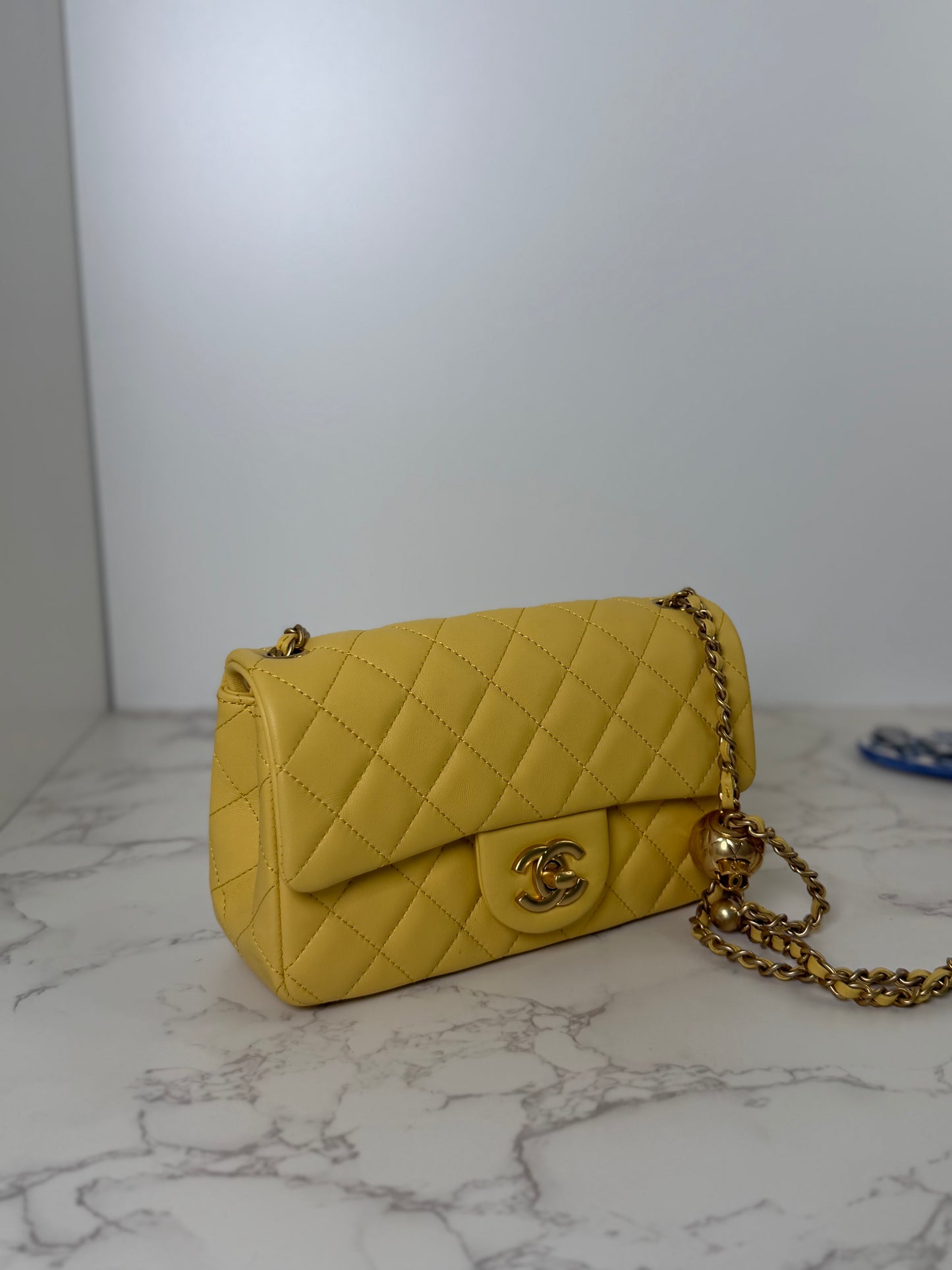 CC MINI FLAP ADJUSTABLE STRAP