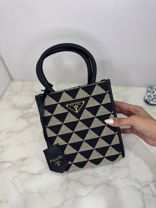 Triangle mini bag
