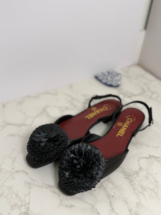 Pom Pom cc ballet flats