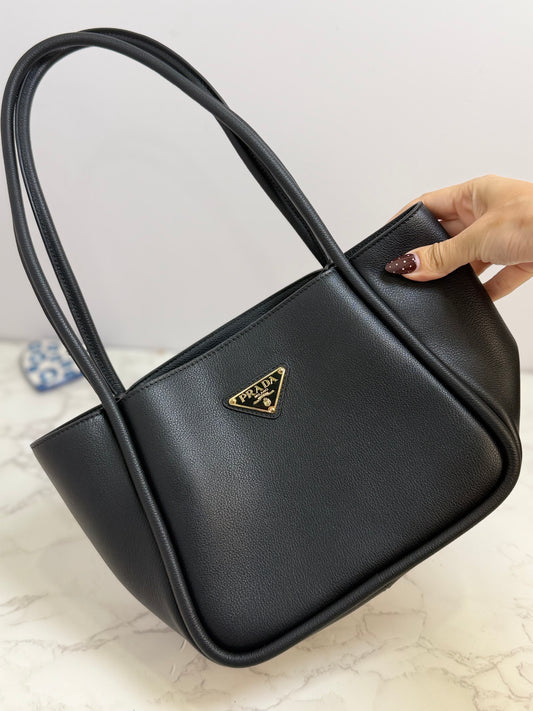 Prada tote
