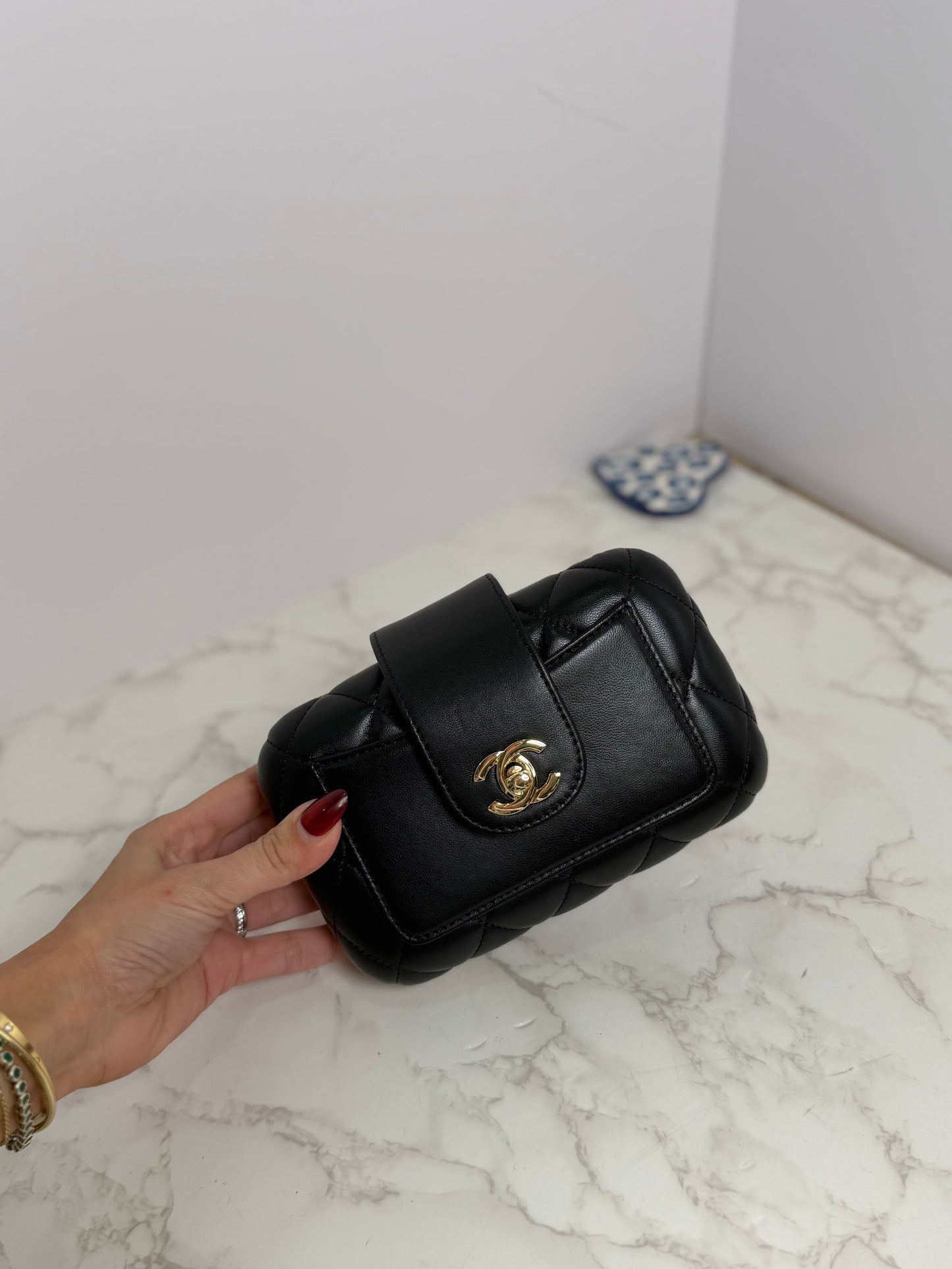 Cc lock clutch