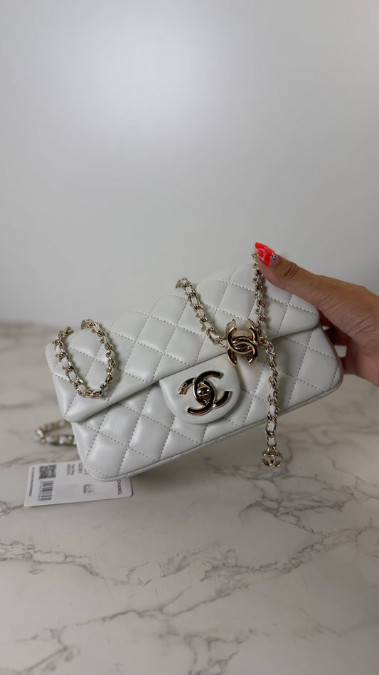 Cc adjustable strap flap (Copy)