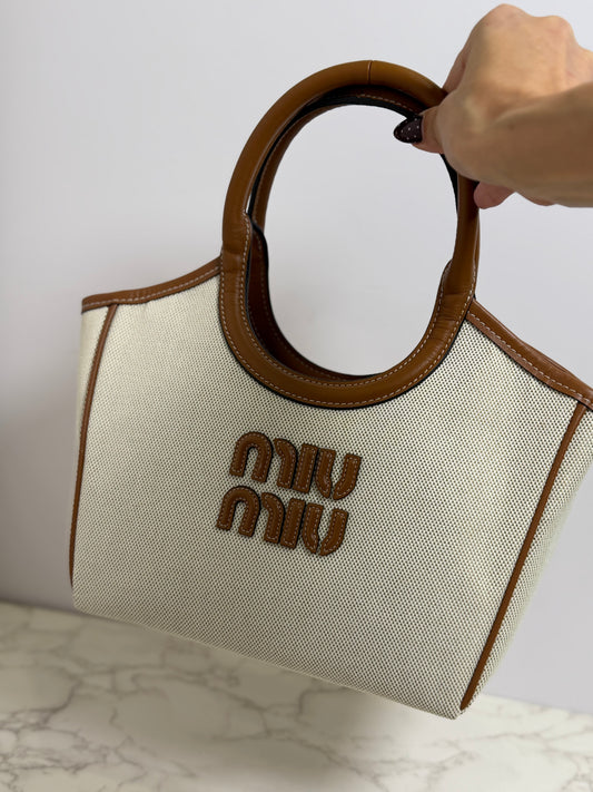 Mm canvas tote