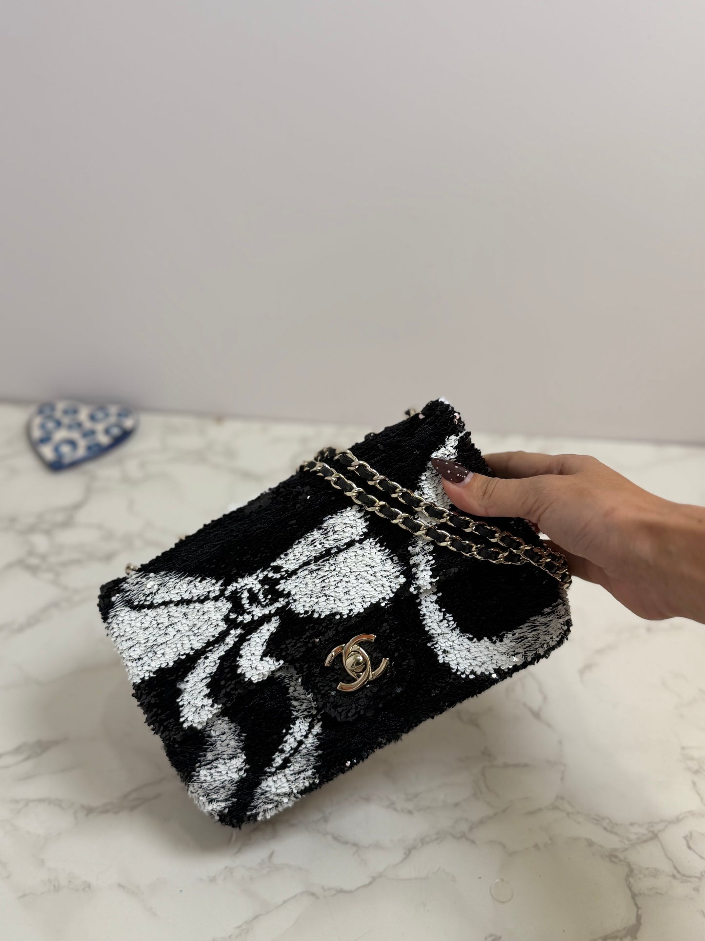 Sequin bow bag cc