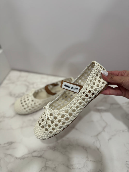 Wicker ballet flats