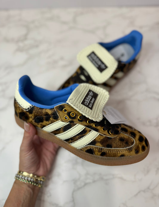 WB CHEETAH SAMBAS