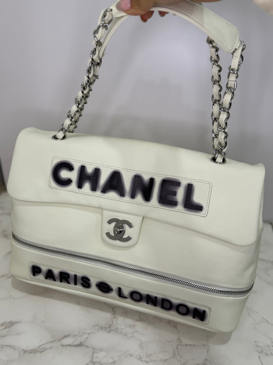 Vintage Chanel tote