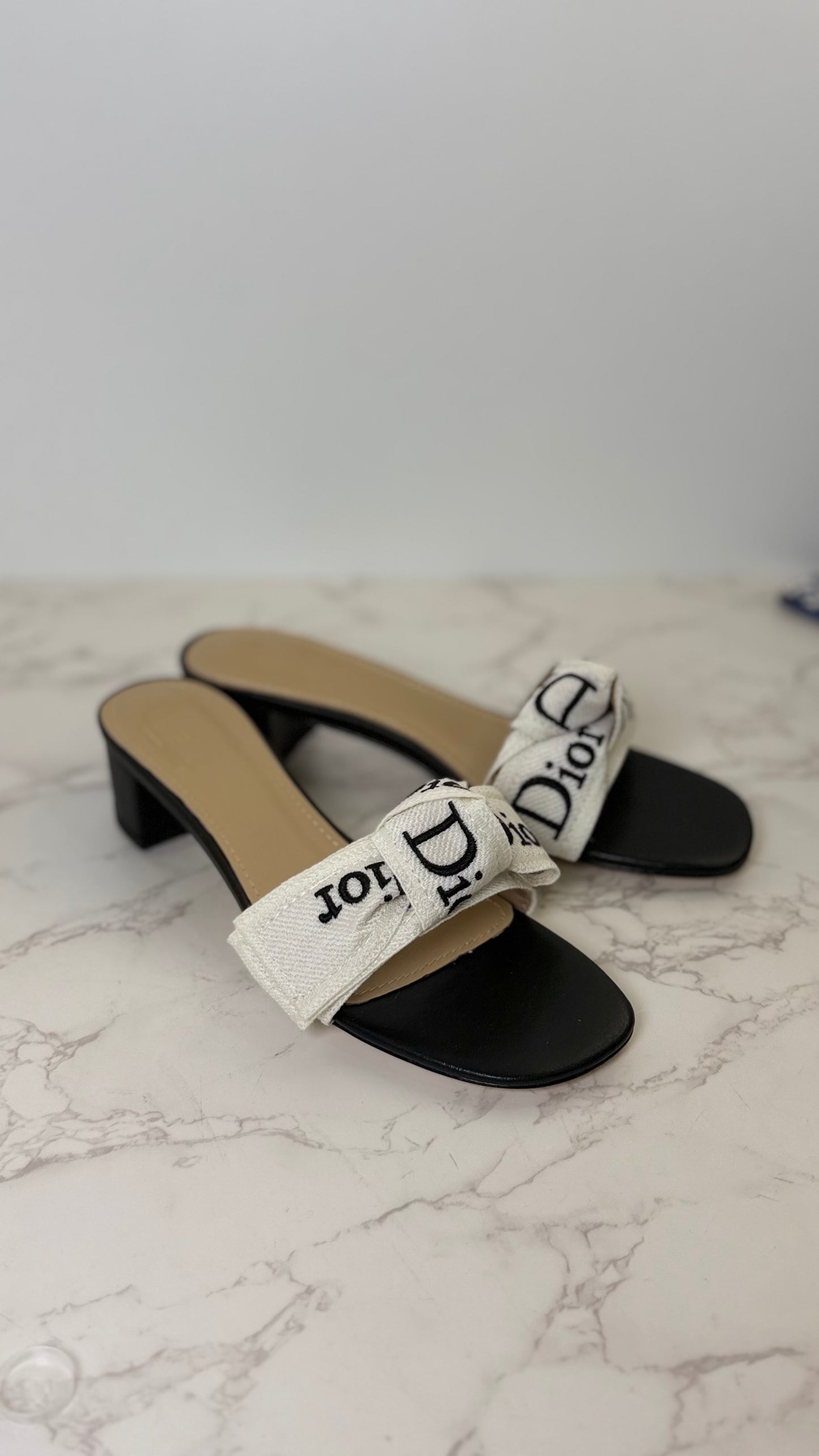 CD low block heel