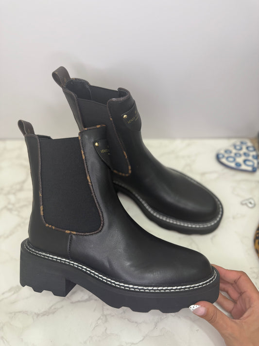 Lv boots