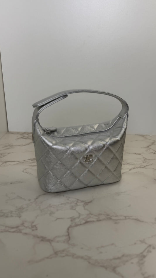 Cc metallic pouch