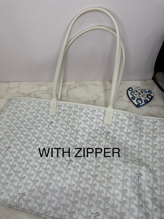 Goyard with zipper