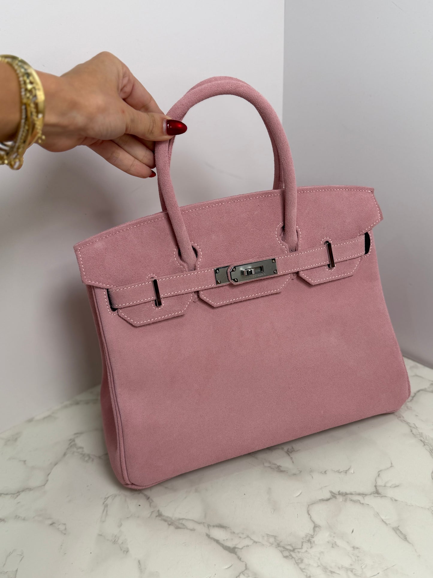Suede b30