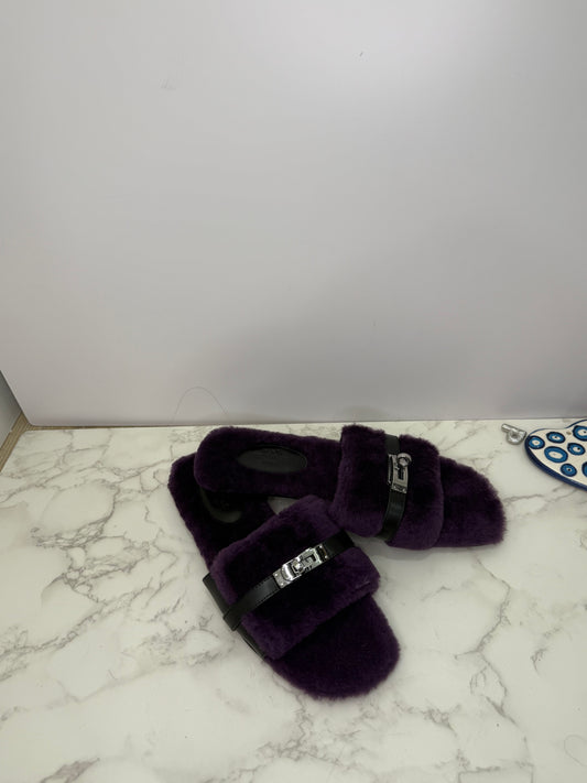Fuzzy Kelly slide