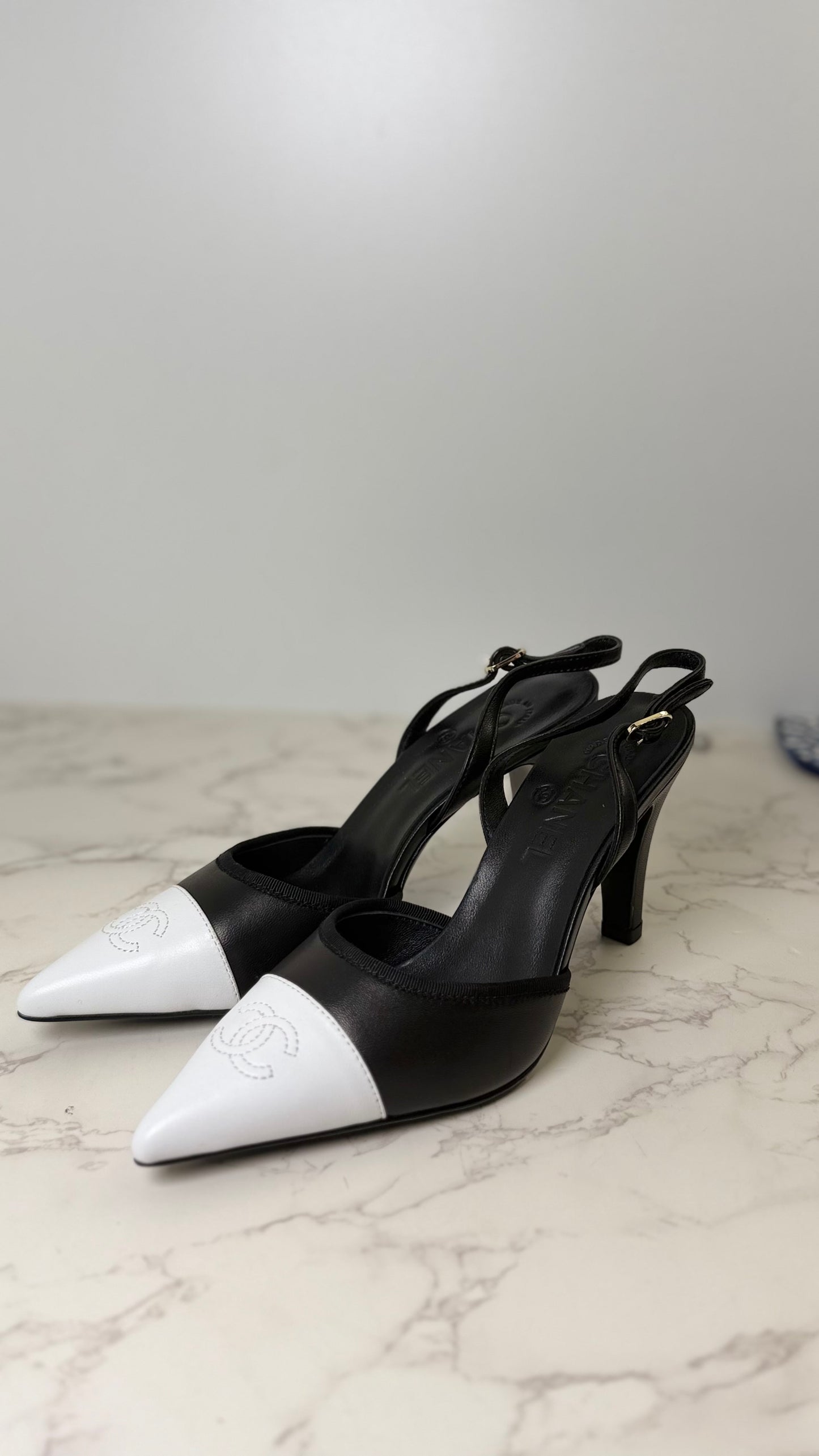 Cc pointed toe slingbacks